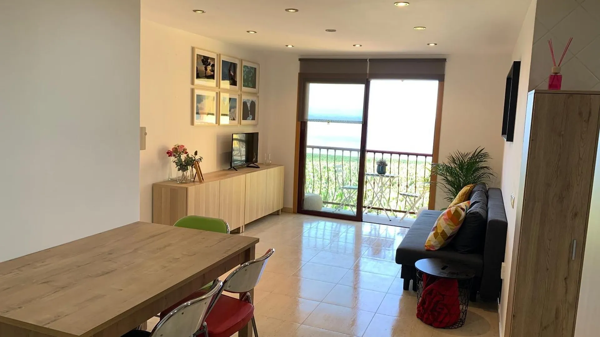 Apartamento Los Guirres contacts